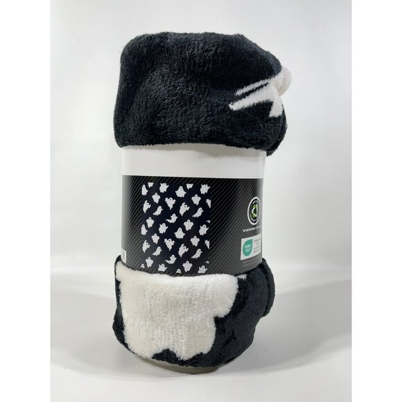 Halloween GHOSTS Plush Throw Blanket 50" x 60" Black - Picture 4 of 8